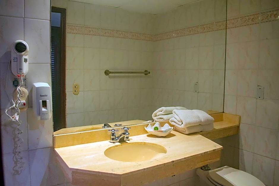 Hotel Faranda Express Puerta Del Sol Barranquilla, A Member of Radisson Individuals