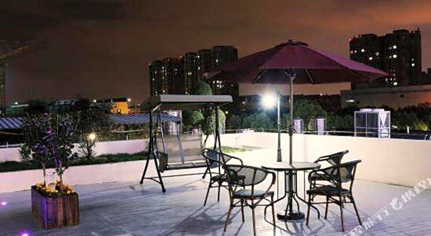 GEM Hotel Ningbo Jiangbei District Hongtang Haide Square