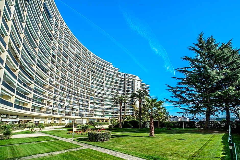 Cannes Marina Appart Hotel Mandelieu