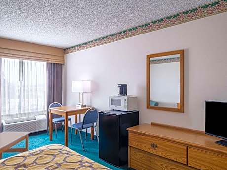 King Room - Non-Smoking
