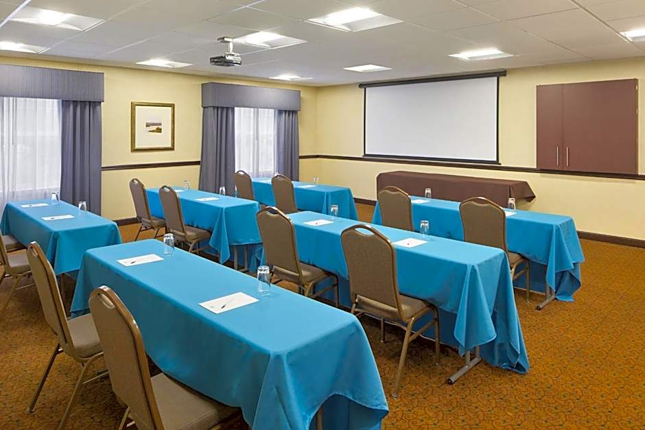 Country Inn & Suites by Radisson, Baltimore North, MD
