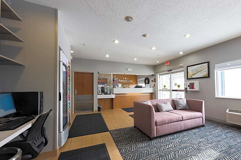 AmericInn by Wyndham Duluth