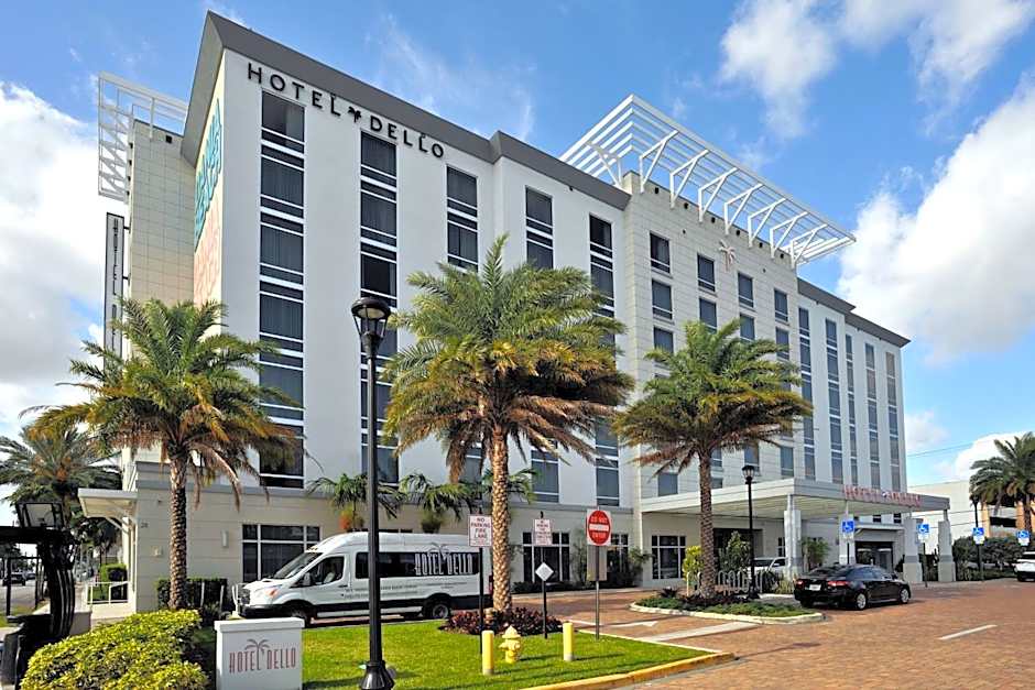Hotel Dello Fort Lauderdale Airport, Tapestry Collection by Hilton