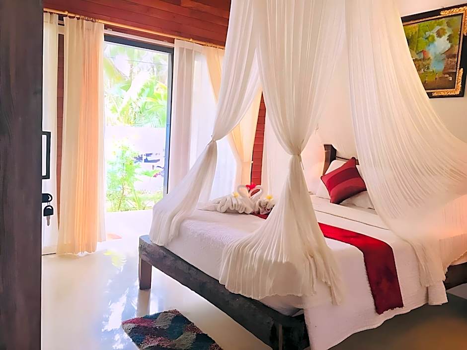 Crystal Bay Bungalow