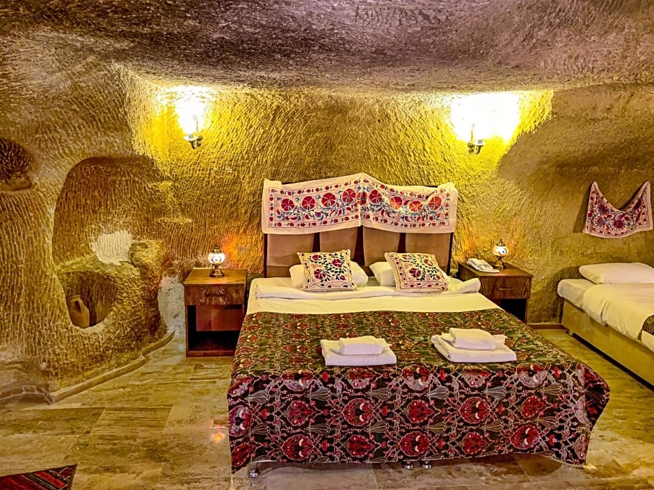 Heritage Cave Suites