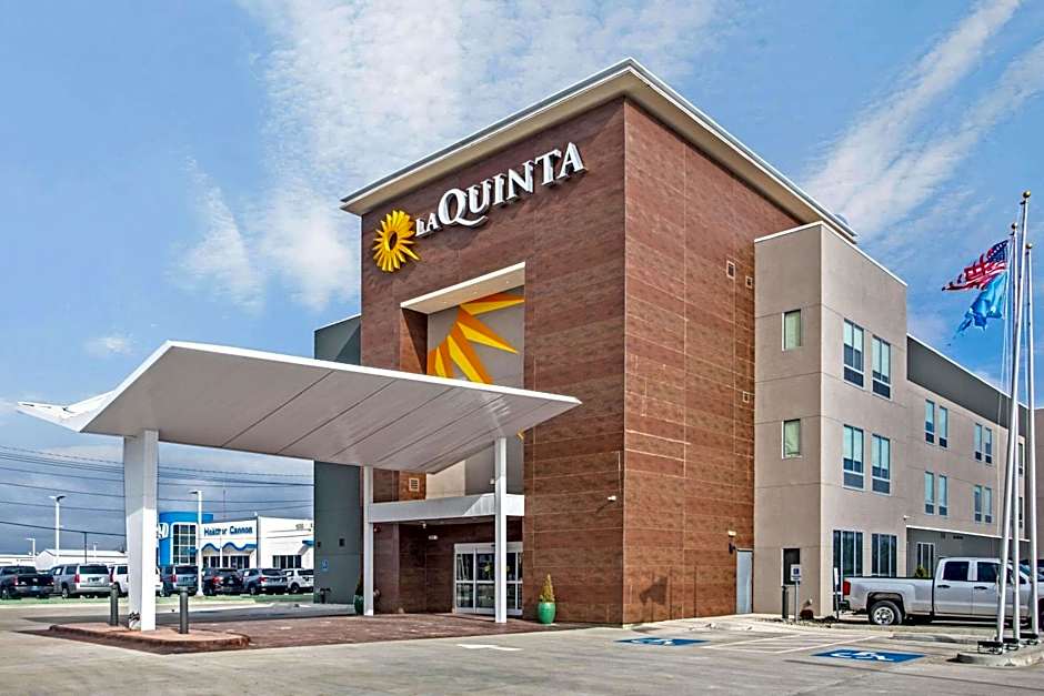 La Quinta Inn & Suites by Wyndham Ponca City