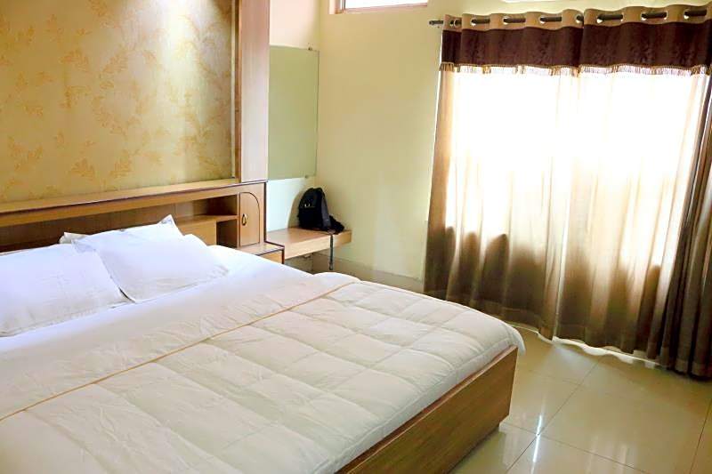 hotel sudarshan palace