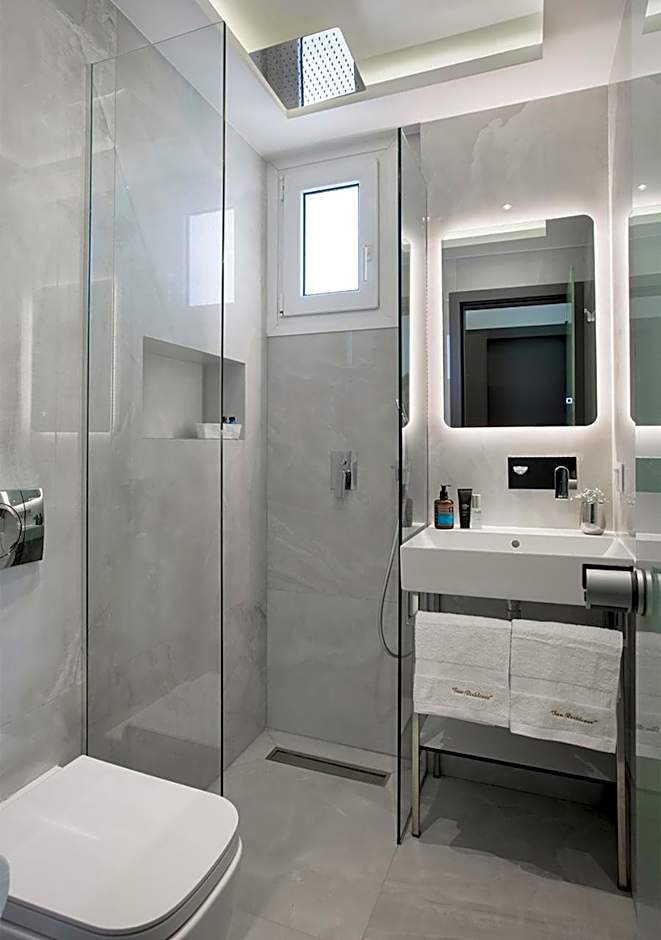 SUN RESIDENCE Exclusive Seaside Suites