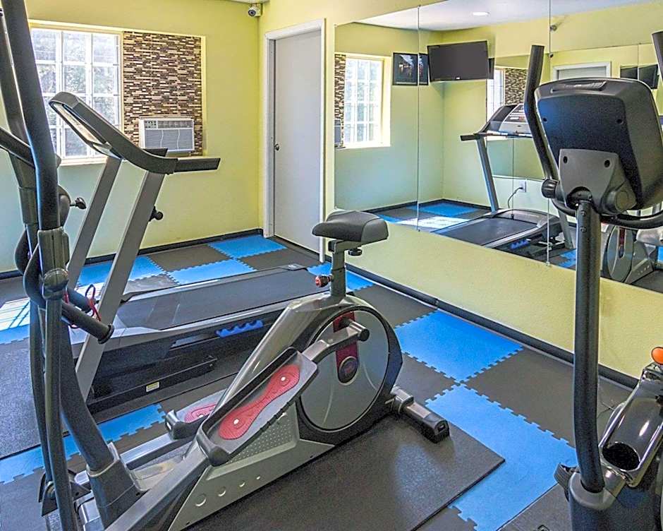 Econo Lodge Inn & Suites Natchitoches