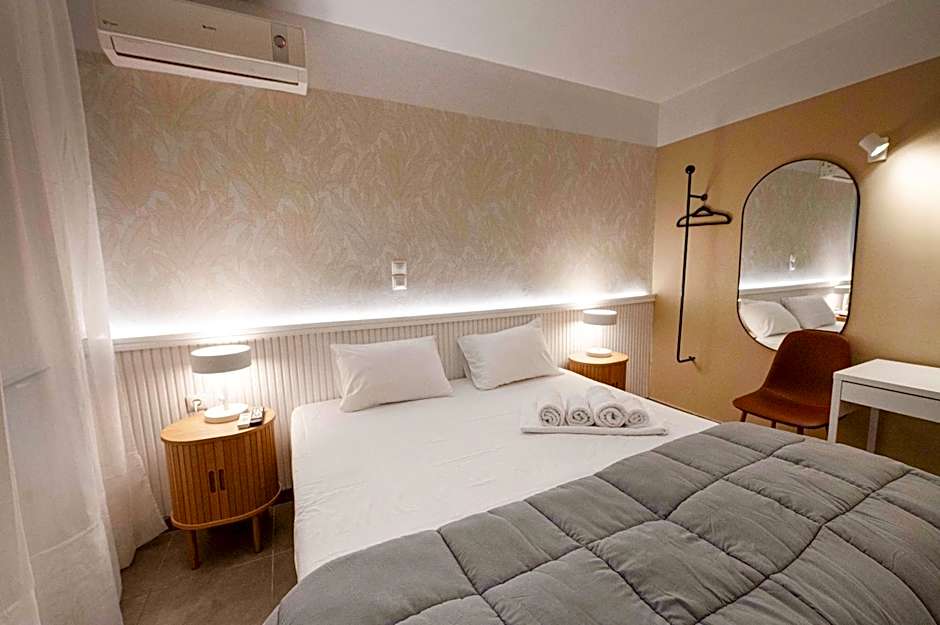 LUX Hotel 5 mins walk from port of Piraeus and metro station