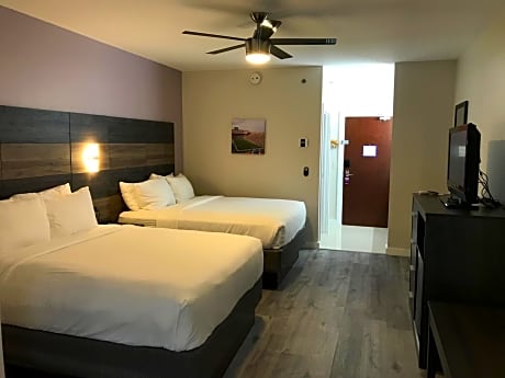 Studio Queen Suite with Two Queen Beds - Non-Smoking