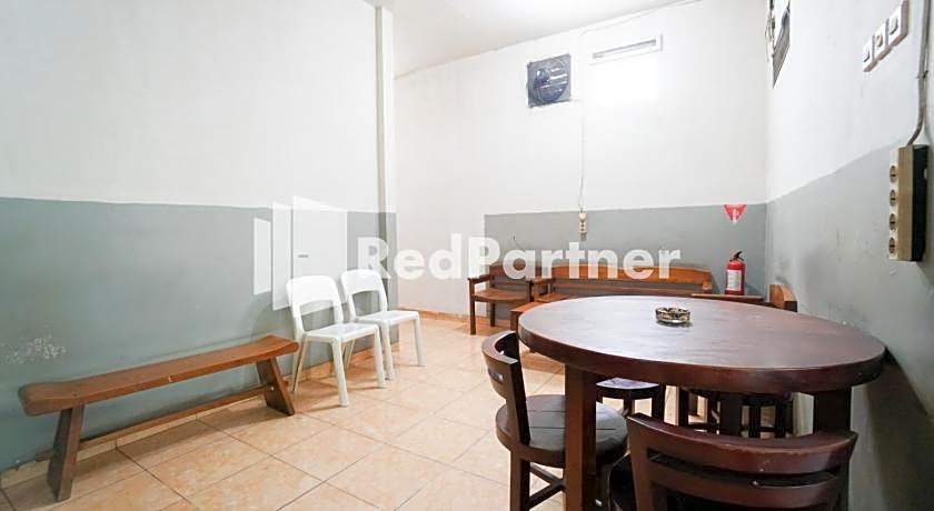 Bright Residence near ITC Mangga Dua Mitra RedDoorz