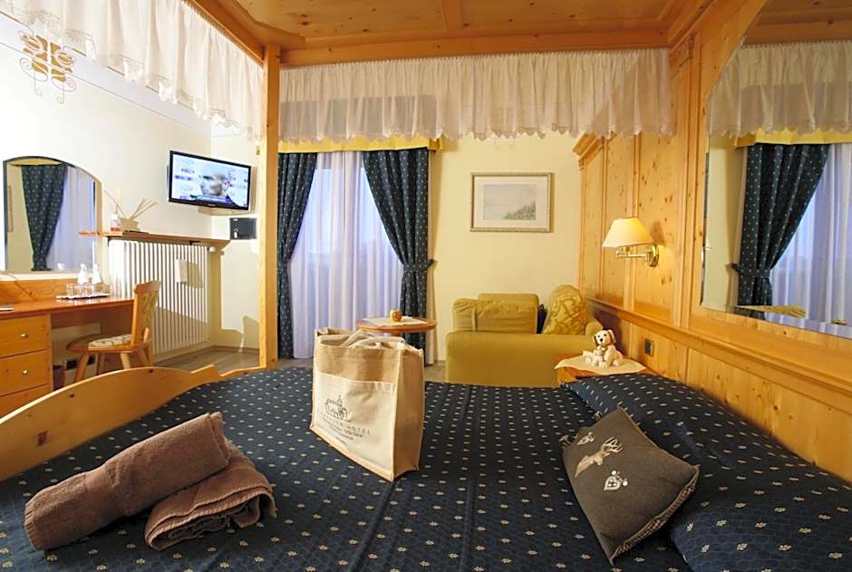 Alexander Hotel Alpine Wellness Dolomites