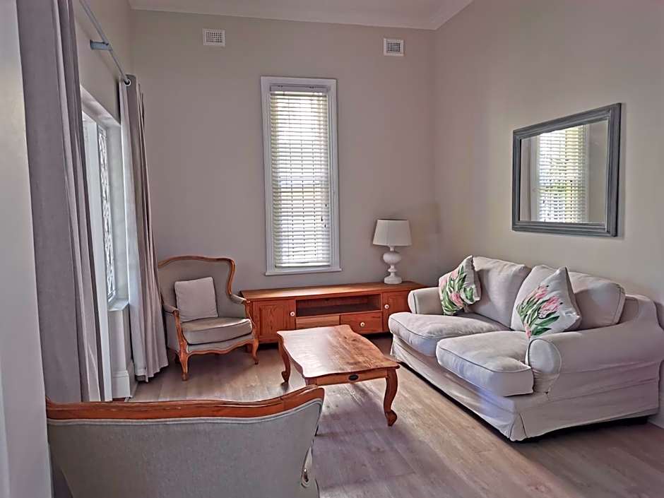 Madeline Grove Bed & Breakfast