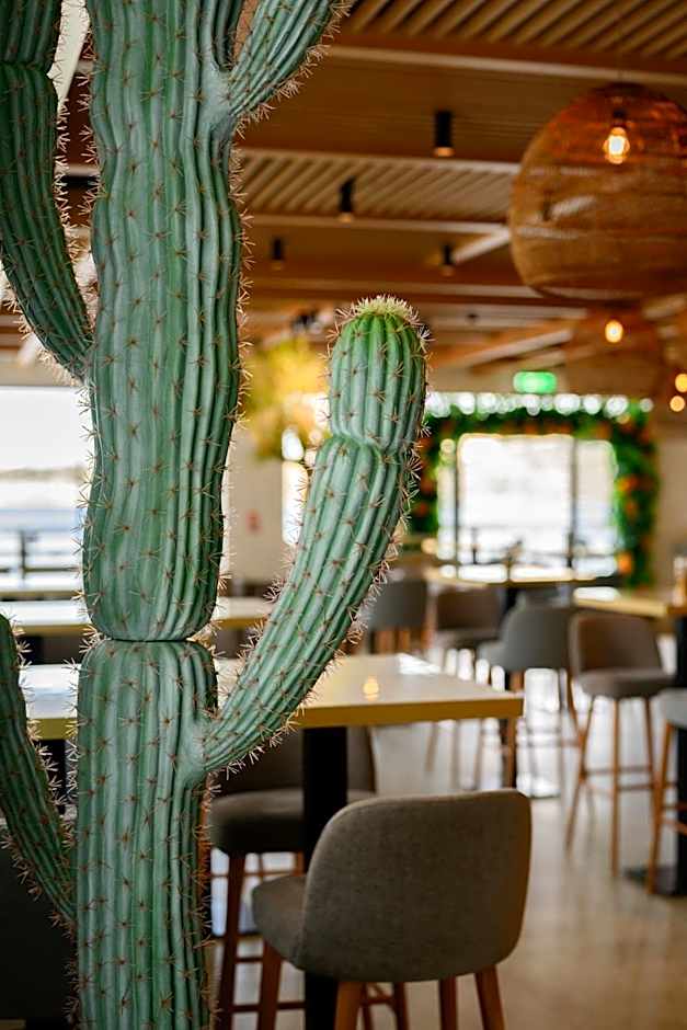 QAWRA Palace Resort & SPA