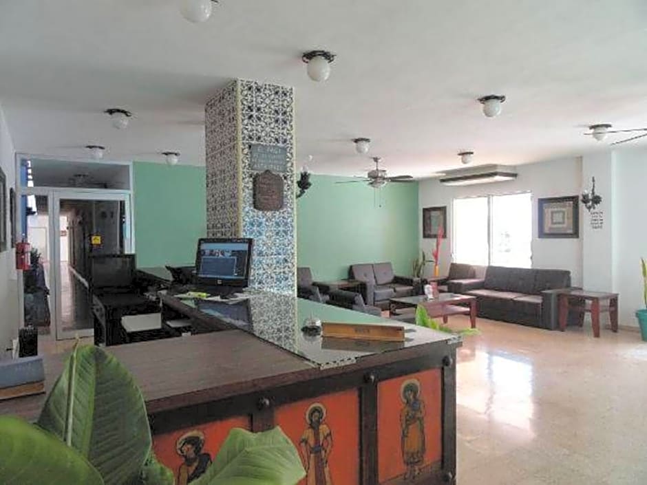 Hotel Las Dalias Inn