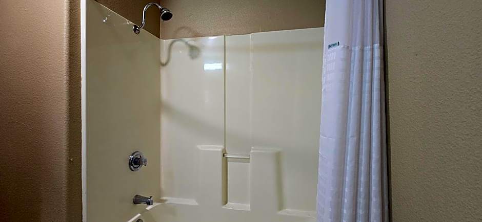 Super 8 by Wyndham New Braunfels I-35