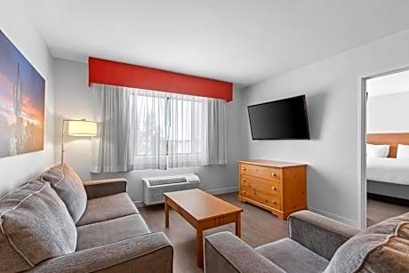 King Suite with Spa Bath