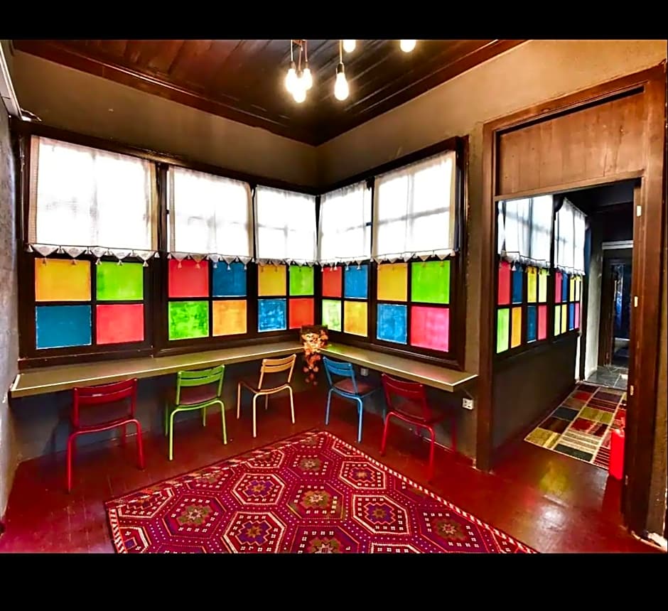 Lords Hostel & Pub – Antalya, NJ