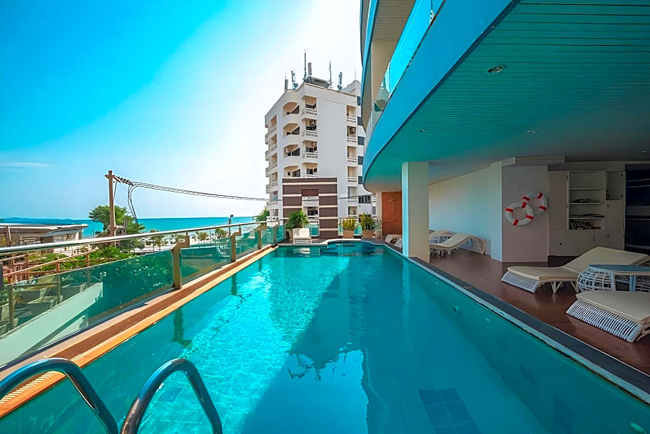 Royal Beach View Suites