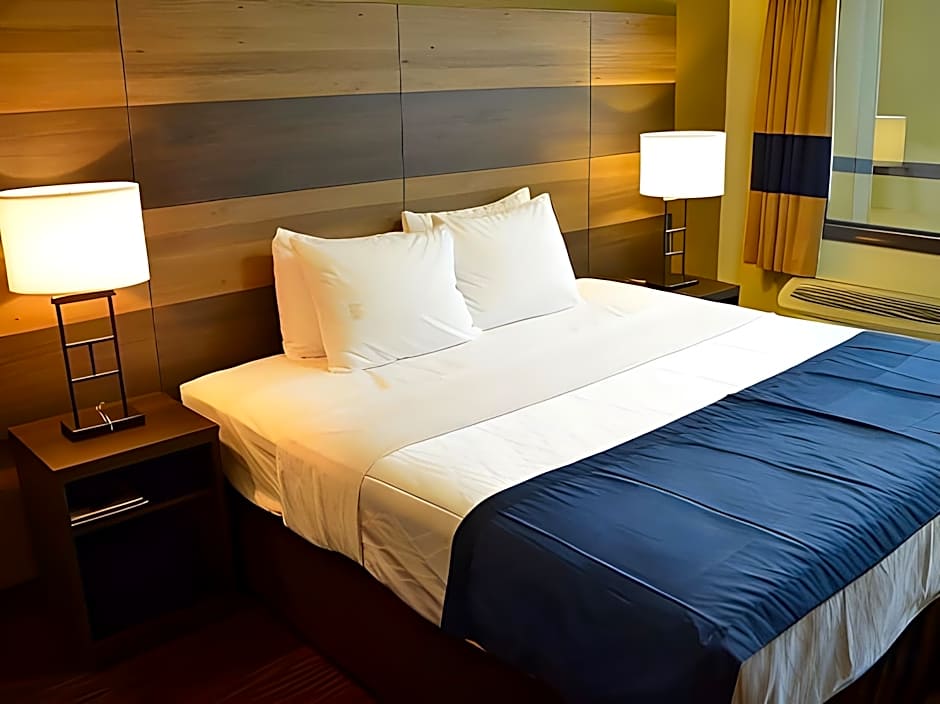 Baymont by Wyndham Downtown Detroit
