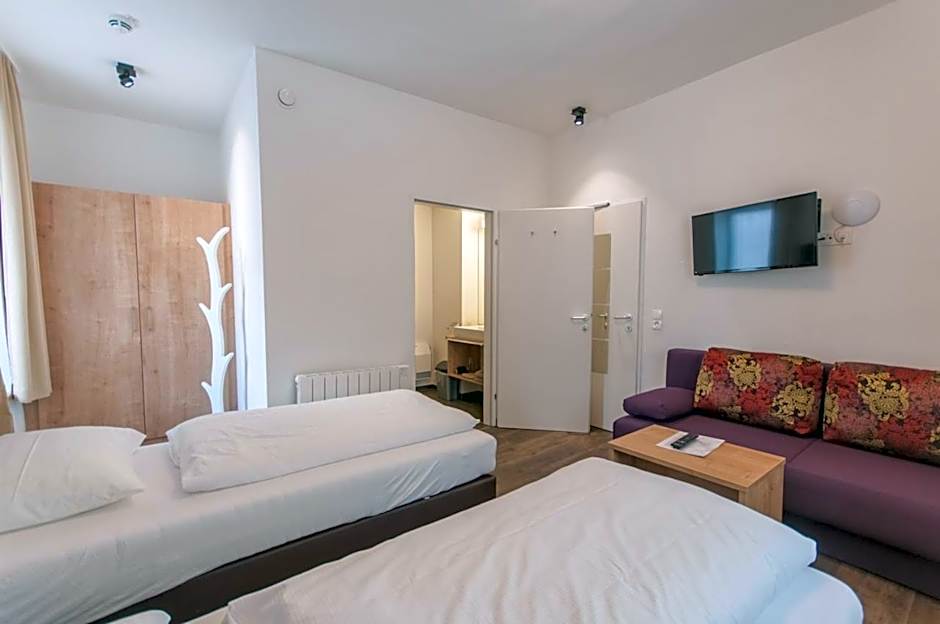 Pension Max SUMMERCARD INCLUDED