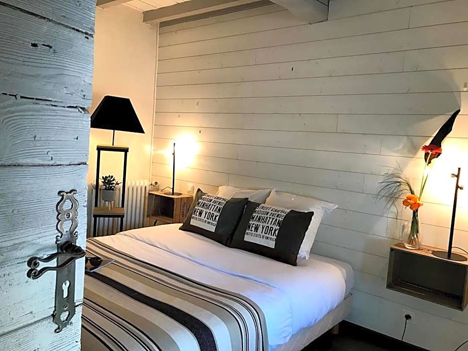 HOSTELLERIE DES BICHONNIERES