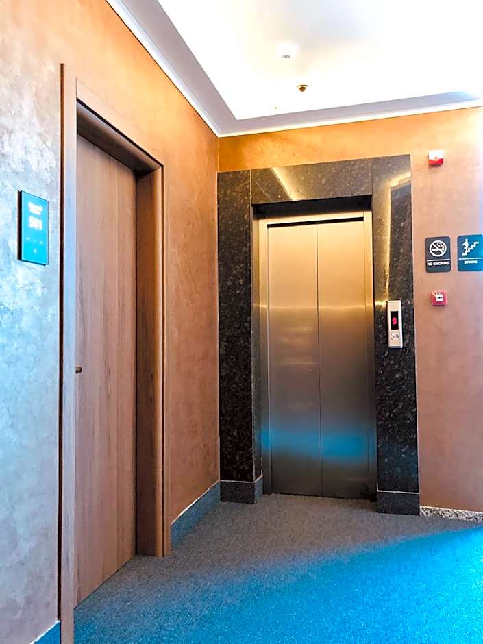 Hotel Tsereteli Palace