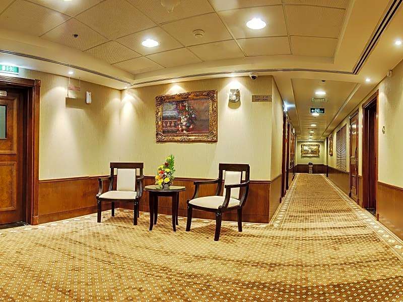 Deira Suites Deluxe Hotel Suites