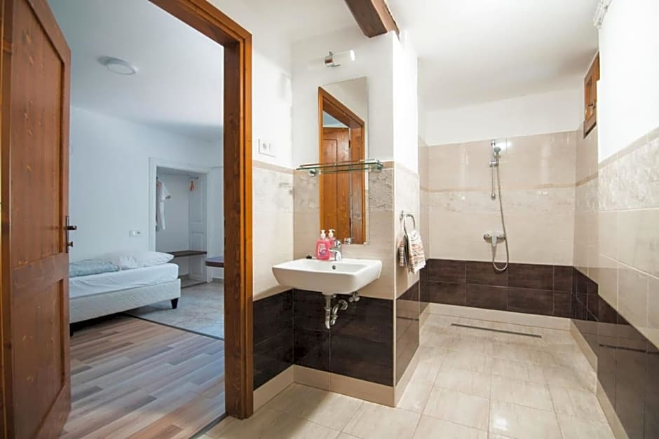 Natúra Panzió&Apartmanház