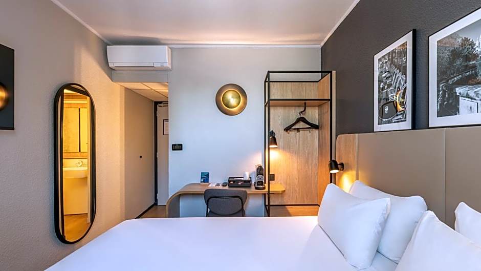 Campanile PRIME - Paris Levallois-Perret