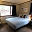 Tall Pines Inn