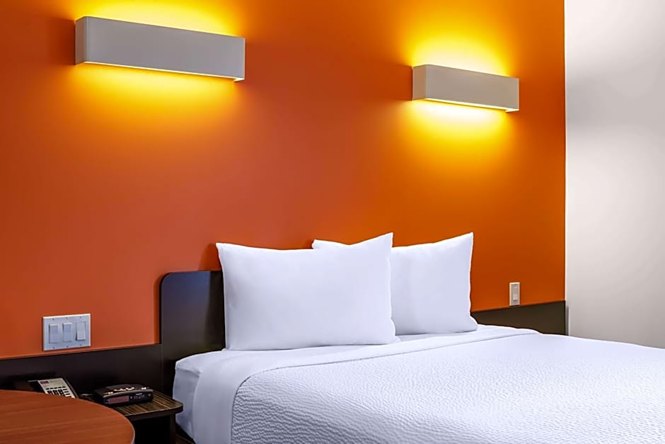 Motel 6-Swift Current, SK