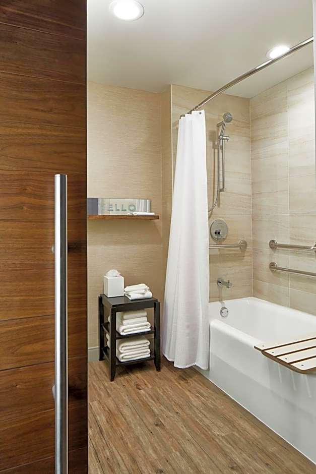 The Del Monte Lodge Renaissance by Marriott Rochester Hotel & Spa