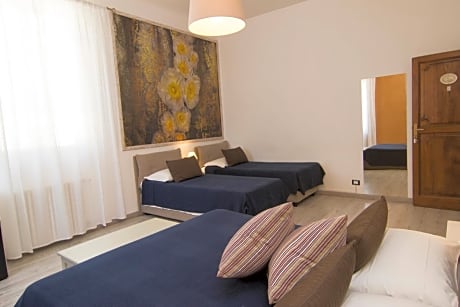 Classic Quadruple Room