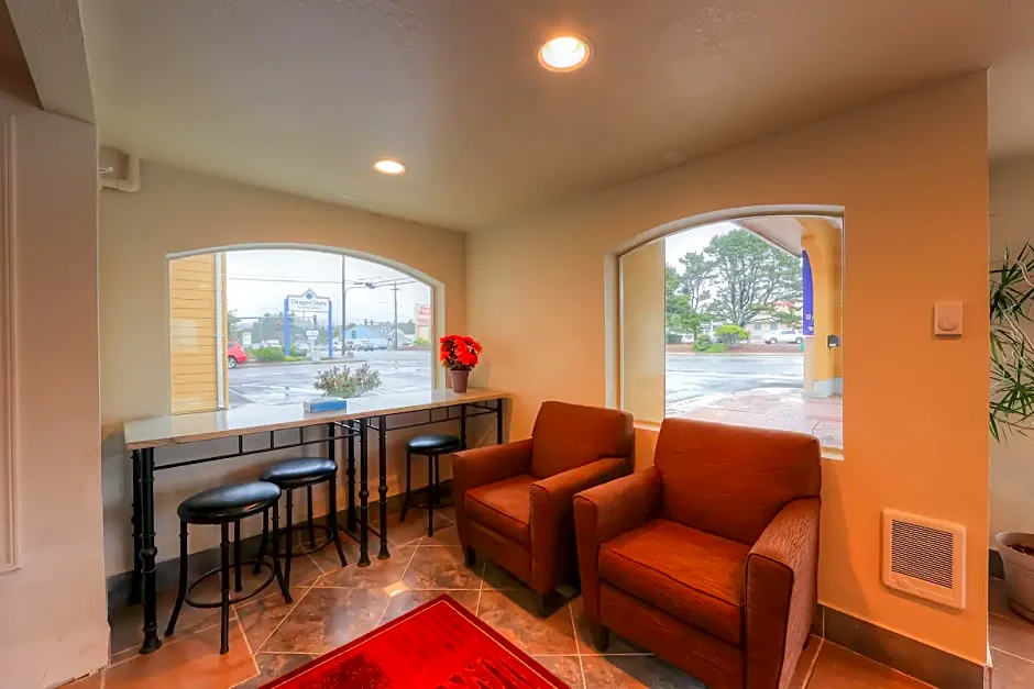 Newport Inn By OYO - Hwy 101