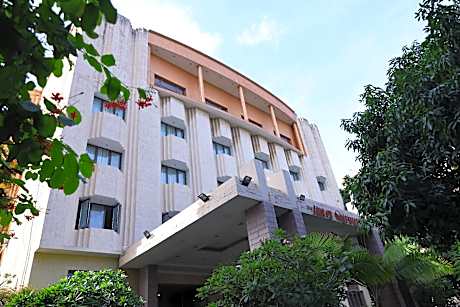 Hotel Surguru