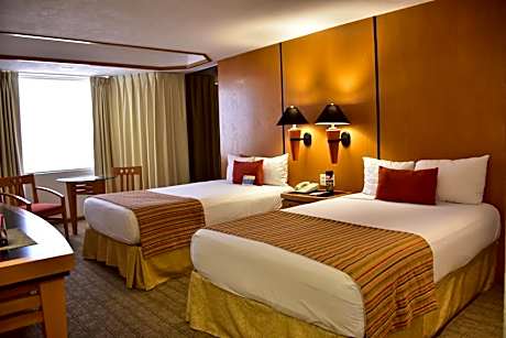 Guadalajara Plaza Lopez Mateos