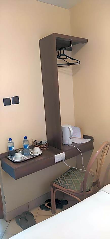 Plus254 Hotel