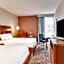 Hilton Garden Inn Alexandria Old Town National Harbor
