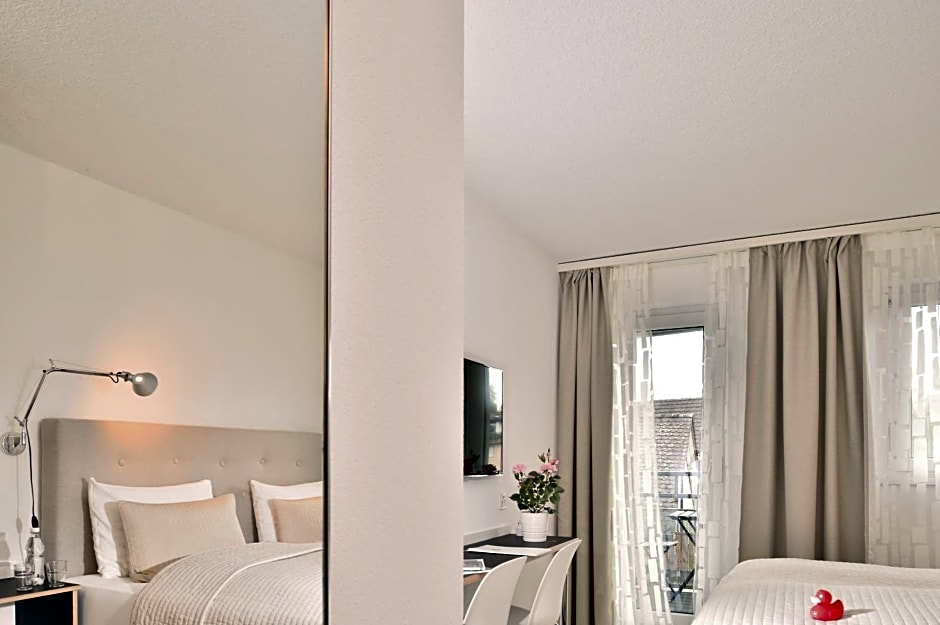 Hotel SiX