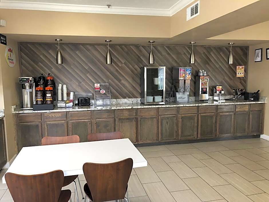 Super 8 by Wyndham Jackson/Ridgeland