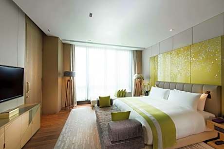 Conrad Suite