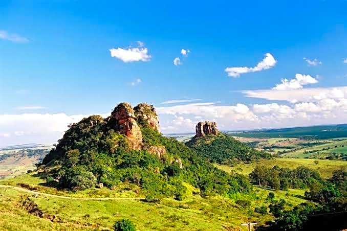 Pousada Chácara Amarela Acolhedora e Tranquila