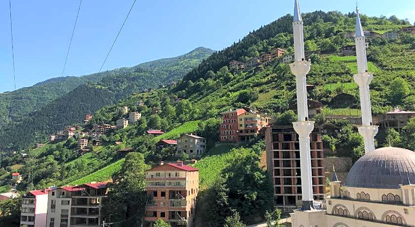 MAVİ KÖŞK UZUNGÖL