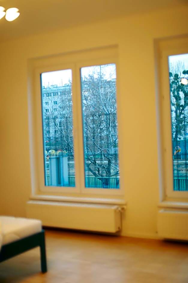 Lion`s Rooms n Apartments