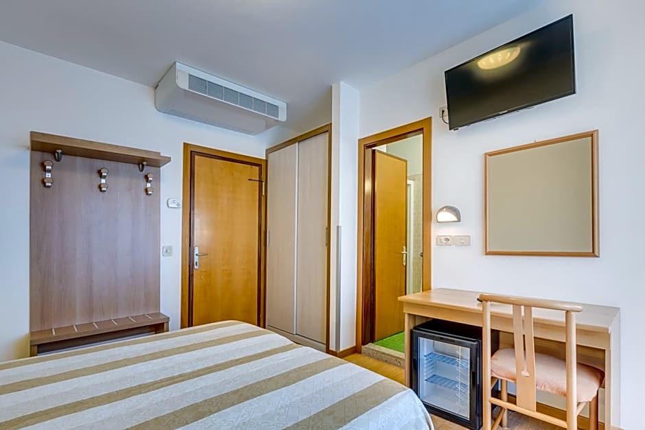 Hotel Ambassador
