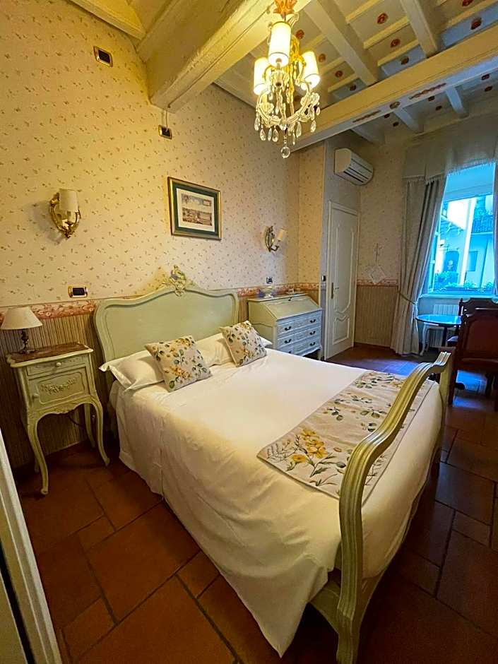 Ai Savoia B&B - Guest House