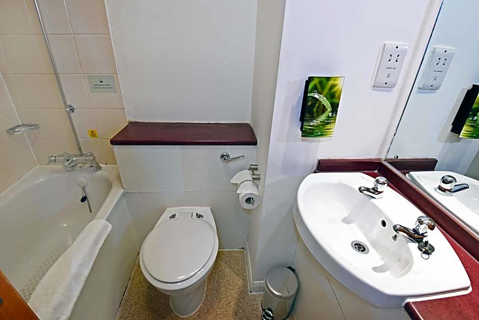 Lea Gate by Greene King Inns