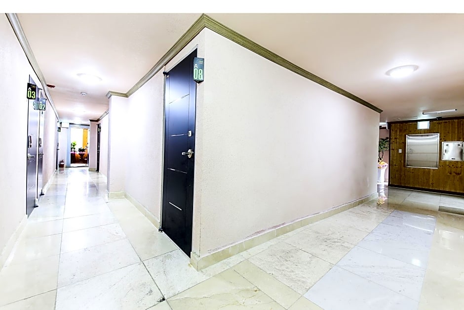 Dubai Motel – Daejeon, FL